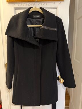 Searle Black Wool-Blend Wide Collar Pea Coat